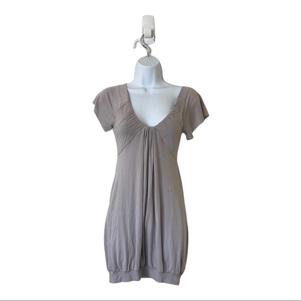 Aritzia Taupe Short Sleeve V-Neck Bubble Hem Dress